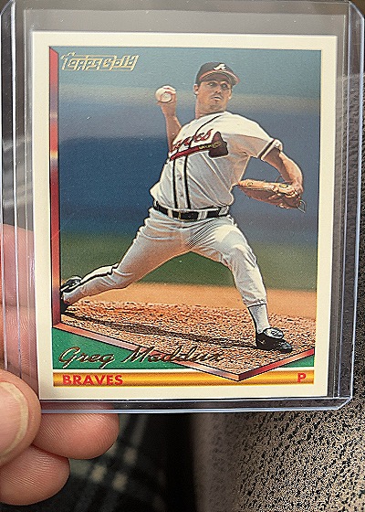 1994 Topps #499 Greg Maddux — front