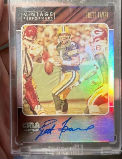 1996 Gala Vintage Performers #10 Brett Favre — front