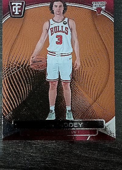 2024 Panini Totally Certified #85 Josh Giddey — front
