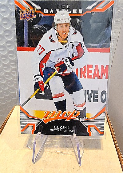 2022 Upper Deck #151 T.J. Oshie — front