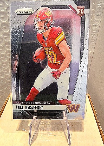 2024 Panini Prizm #367 Luke McCaffrey — front