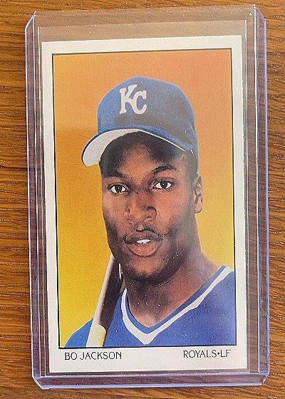 1990 Score #687 Bo Jackson — front