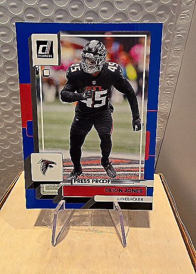 2022 Donruss #231 Deion Jones — front