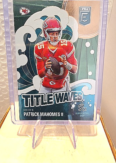2024 Panini Donruss Elite #10 Patrick Mahomes II — front