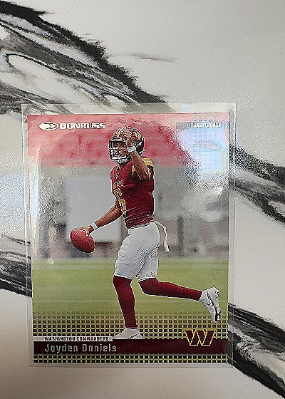 2024 Panini Donruss #22 Jayden Daniels — front