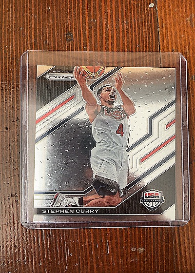 2022 Panini Prizm #10 Stephen Curry — front
