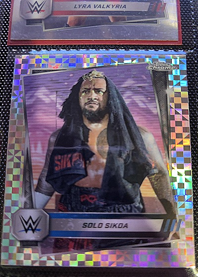2025 Topps Chrome #17 Solo Sikoa — front