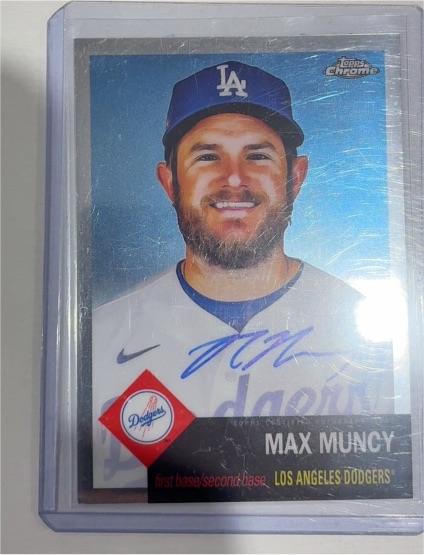 2022 Topps Chrome Platinum Anniversary #317 Max Muncy — front