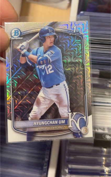 2025 Bowman Chrome #BCP-119 Hyungchan Um — front