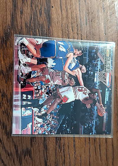 1997-98 Upper Deck Collector's Choice #390 Michael Jordan — front