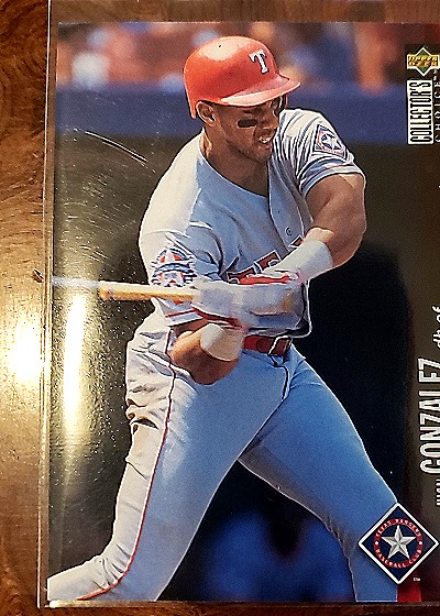 1996 Upper Deck Collector's Choice #740 Juan Gonzalez — front
