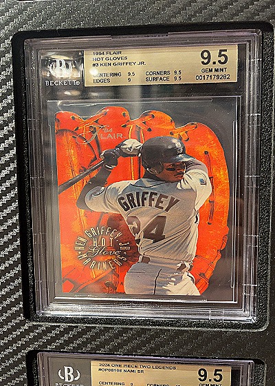 1994 Flair #3 Ken Griffey Jr. — front