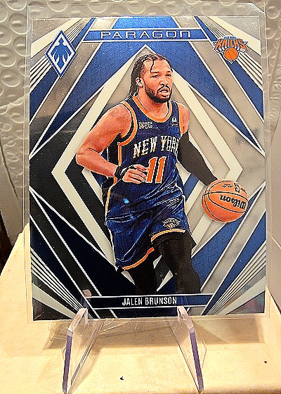 2023 Panini Phoenix #20 Jalen Brunson — front
