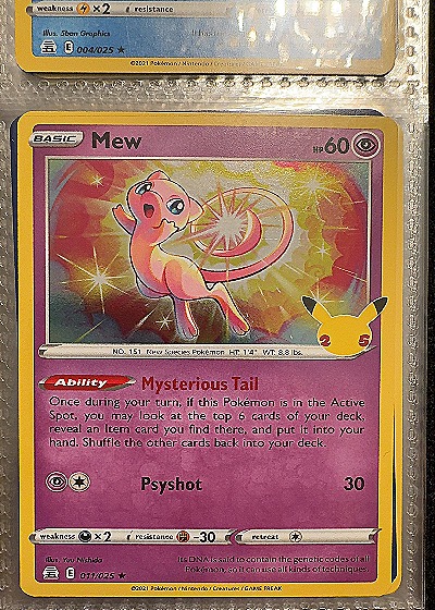 2021 Pokemon #011/025 Mew — front