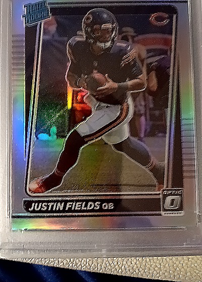 2021 Donruss Optic #204 Justin Fields — front