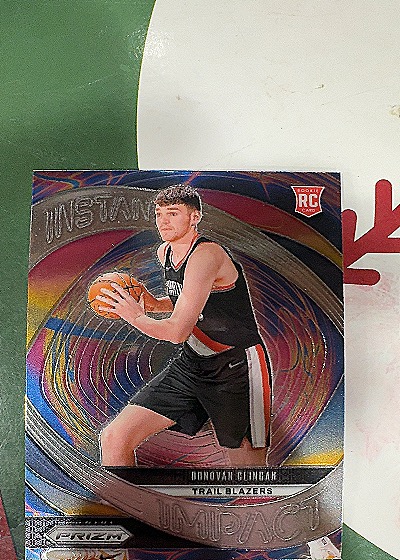 2024 Panini Prizm #15 Donovan Clingan — front