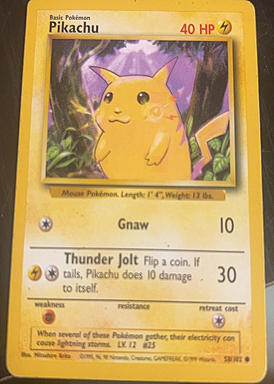 1999 Pokémon #58/102 Pikachu — front