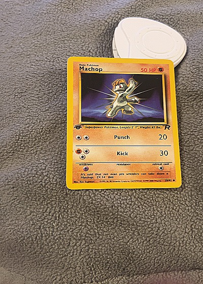 2000 Pokémon #59/82 Machop — front