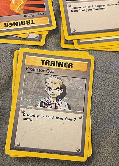 1999 Pokemon #88/102 Professor Oak — front