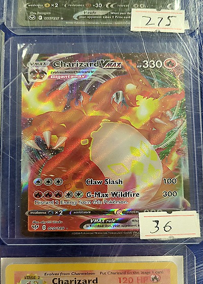 2020 Pokémon #020/189 Charizard VMAX — front