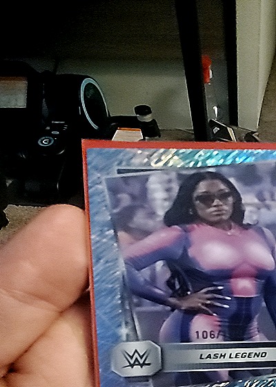 2025 Topps Chrome #106 Lash Legend — front