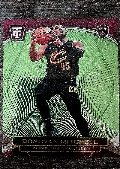 2024 Panini Totally Certified #122 Donovan Mitchell — front