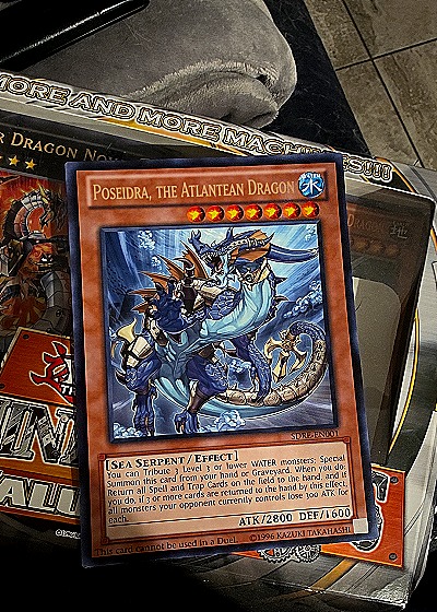 1996 Konami #SDRE-EN001 Poseidra, the Atlantean Dragon — front