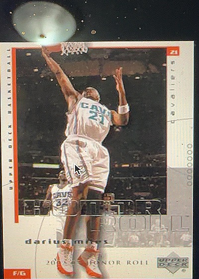 2000 Upper Deck #24 Darius Miles — front