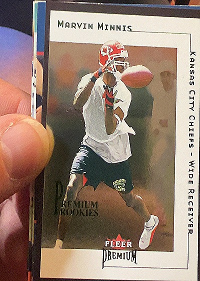 2001 Fleer Premium #230 Marvin Minnis — front