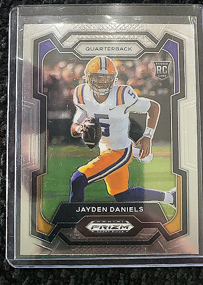 2024 Panini Prizm Draft Picks #108 Jayden Daniels — front
