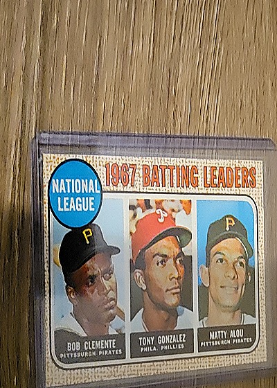 1968 Topps #1 Bob Clemente Tony Gonzalez Matty Alou — front