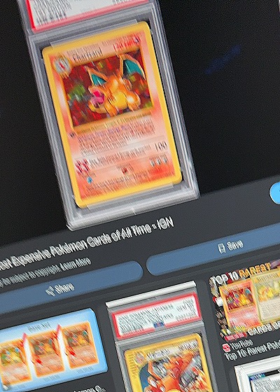 1999 Pokémon Base Set #4 Charizard — front