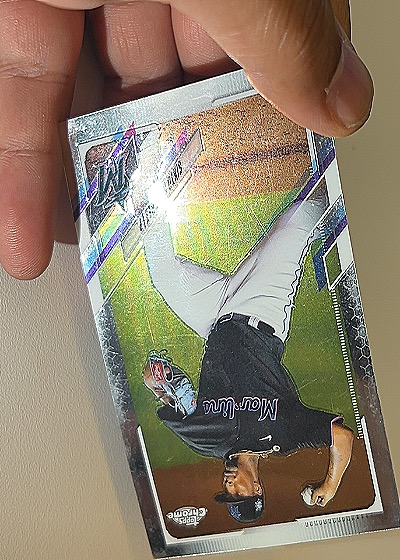 2023 Topps Chrome Sandy Alcántara — front