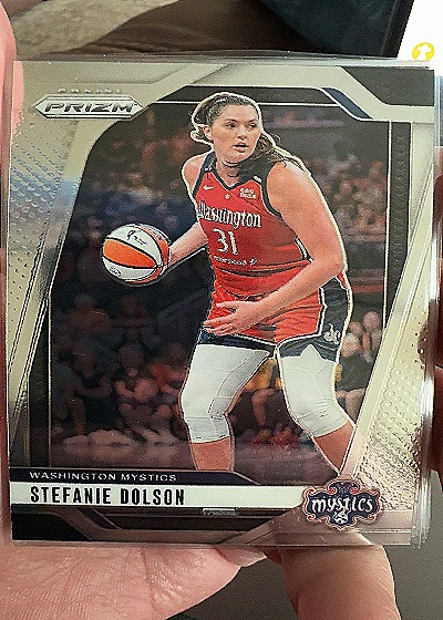 2024 Panini Prizm WNBA #34 Stefanie Dolson — front