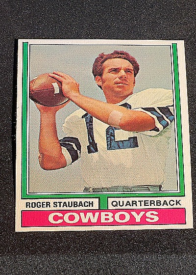 1974 Topps Football #500 Roger Staubach — front