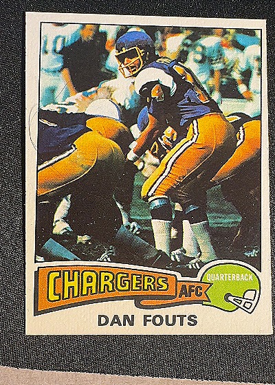1975 Topps #367 Dan Fouts Rookie — front