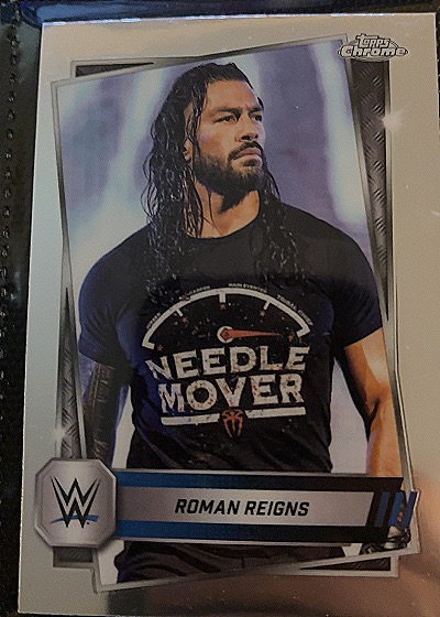 2025 Topps Chrome WWE Roman Reigns #3 — front