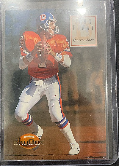 1994 SkyBox Premium #46 John Elway Denver Broncos — front