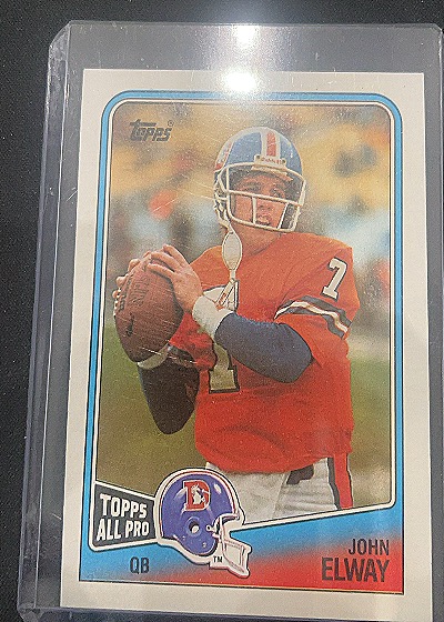 1988 Topps #23 John Elway — front