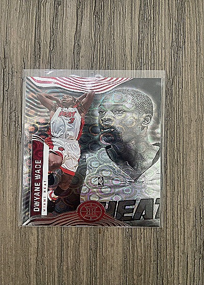 2021-22 Panini Illusions #124 Dwyane Wade Miami Heat — front