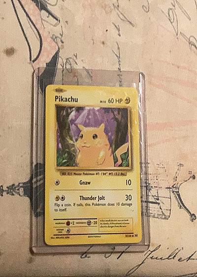 2016 Pokémon TCG XY Evolutions Pikachu 35/108 — front