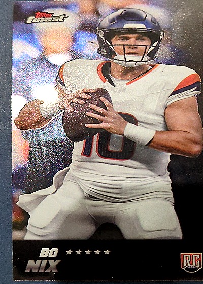 2021 Topps Finest Bo Nix Rookie Card — front