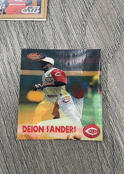 1994 Sportflics Rookie/Traded #25 Deion Sanders — front