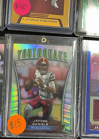 2024 Topps Chrome Youthquake Jayden Daniels #Y-3 — front