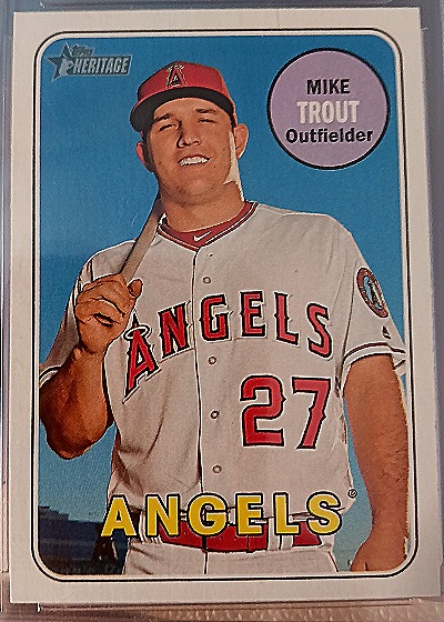 2018 Topps Heritage #275 Mike Trout — front