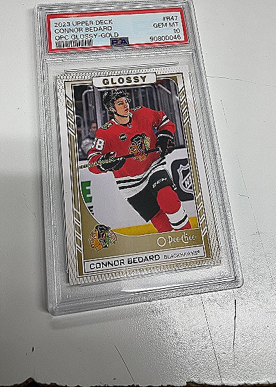 2023 Upper Deck O-Pee-Chee Glossy Gold #R-47 Connor Bedard Rookie — front