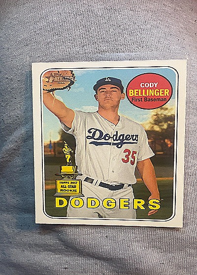 2017 Topps Heritage #118 Cody Bellinger — front