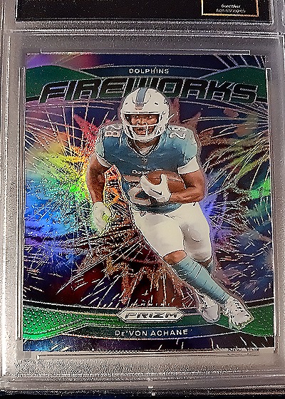 2024 Panini Prizm Fireworks #12 De'Von Achane — front