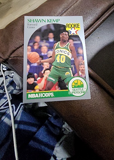 1990-91 NBA Hoops #279 Shawn Kemp Rookie Card — front