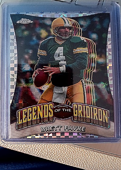 2024 Topps Chrome Legends of the Gridiron Brett Favre #LOG-6 — front